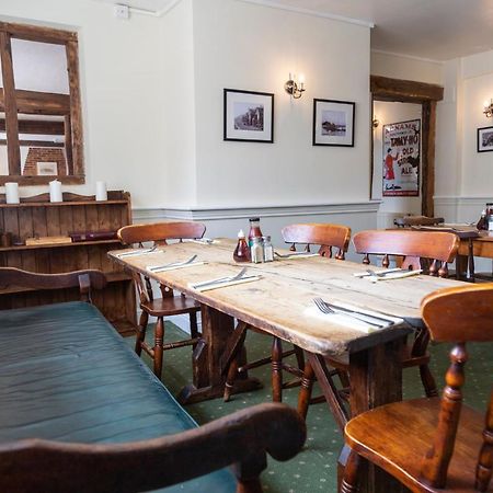 Five Bells Inn, Wrentham Экстерьер фото