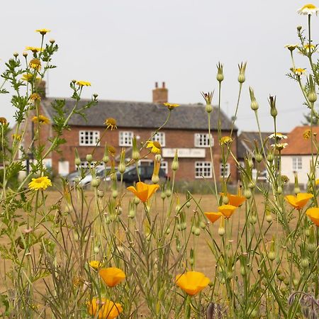 Five Bells Inn, Wrentham Экстерьер фото