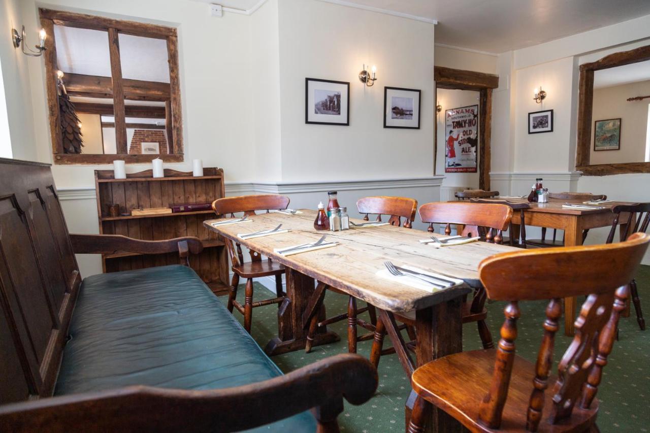 Five Bells Inn, Wrentham Экстерьер фото